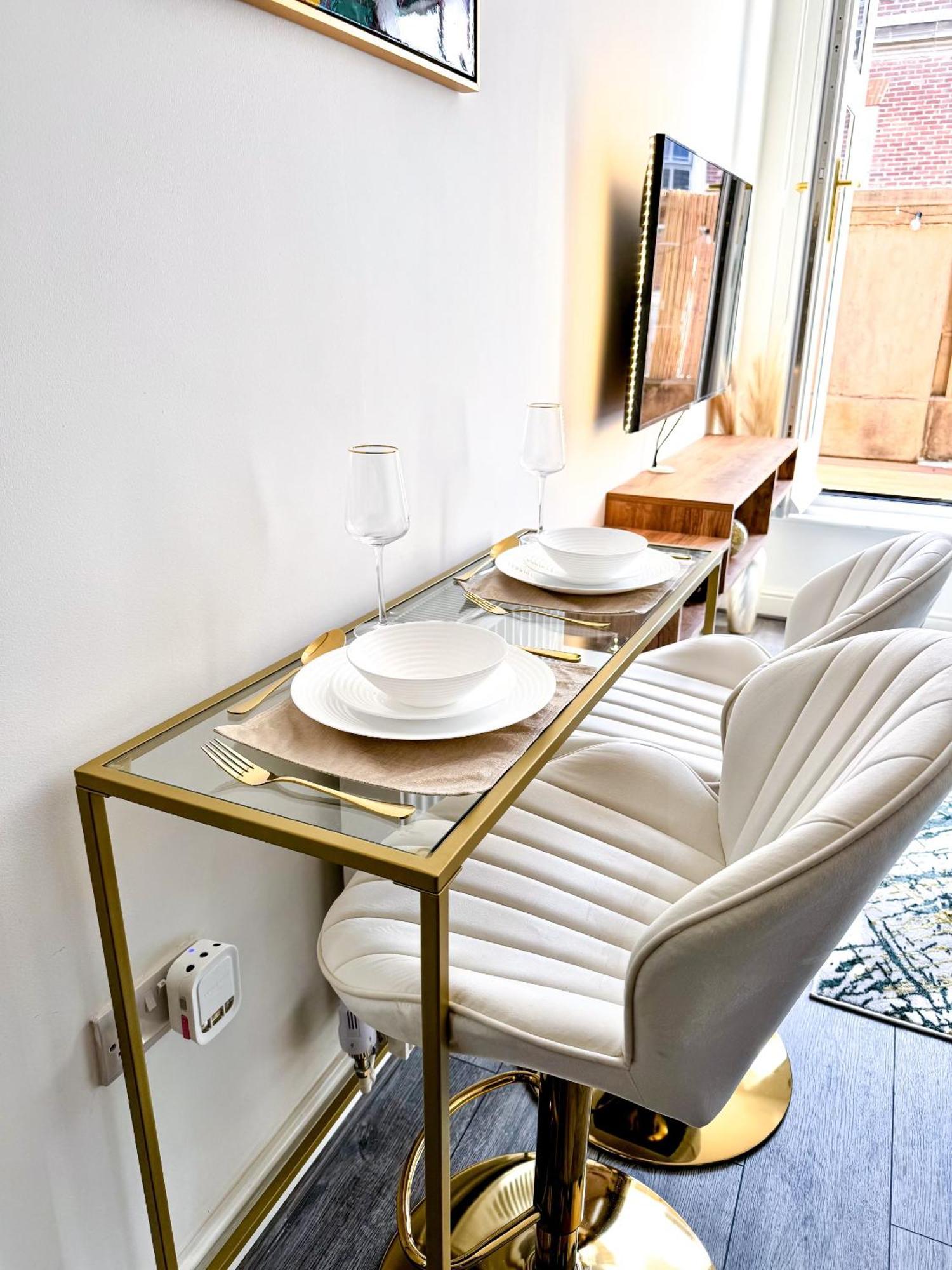 The Luxe Haven - Apartment Nottingham City Centre Εξωτερικό φωτογραφία